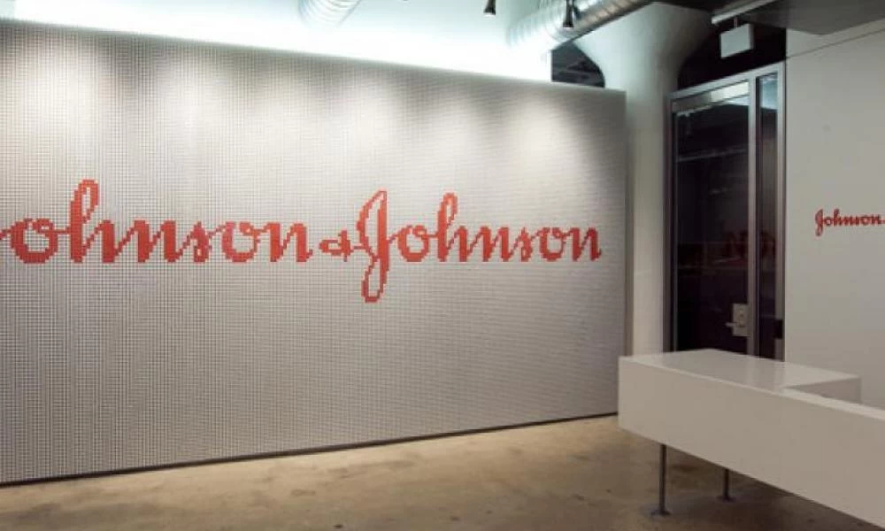 Σκάνδαλο Johnson&Johnson: Ο καρκίνος, το ταλκ και τα εκατομμύρια που θα πληρώσει